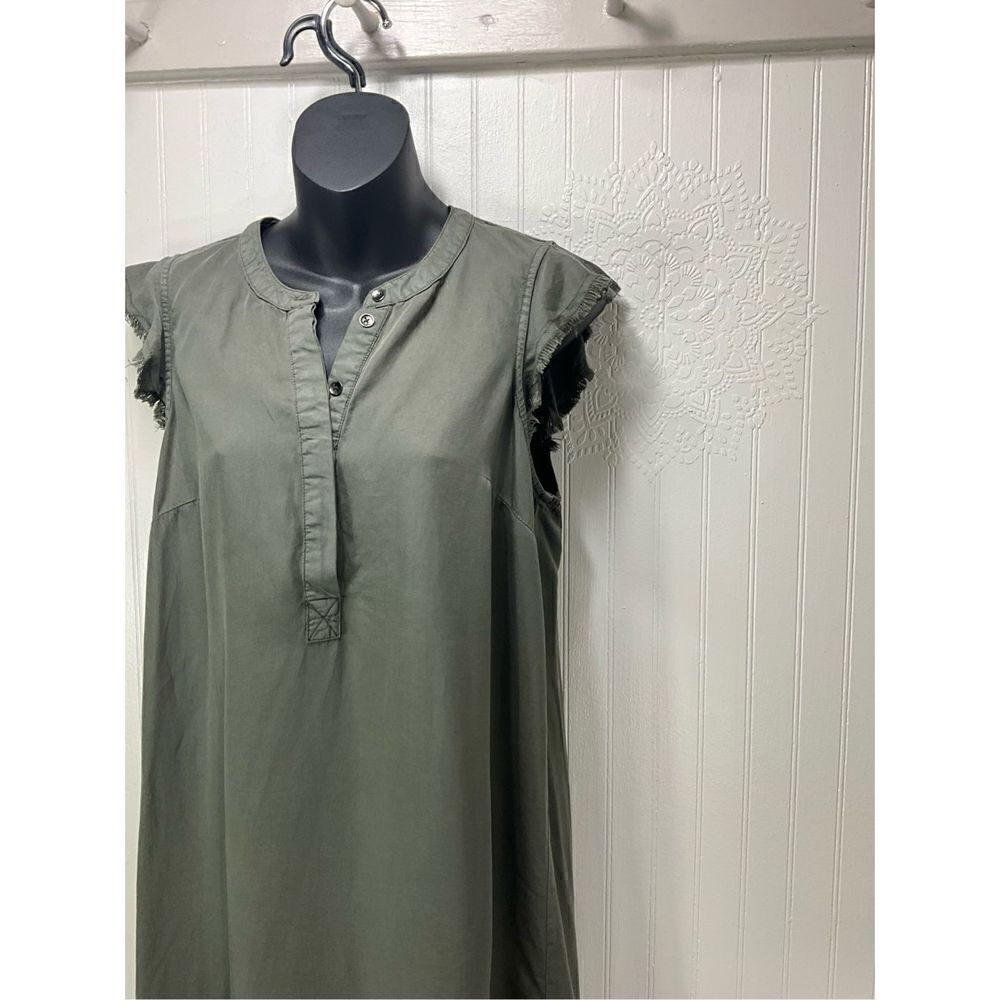 CAROLINA BELLE Casual Short Sleeve Dress - Picture 2 of 5